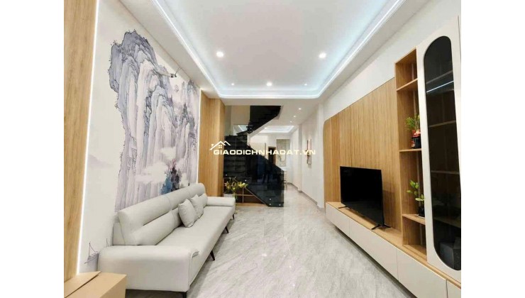  NHÀ 4 TẦNG BTCT HẺM XE HƠI GẦN TRƯỜNG CHINH – EMART 2 (TÂN BÌNH)  Vị trí đắc địa, hẻm xe hơi thông thoáng, sát đường xe tải tránh